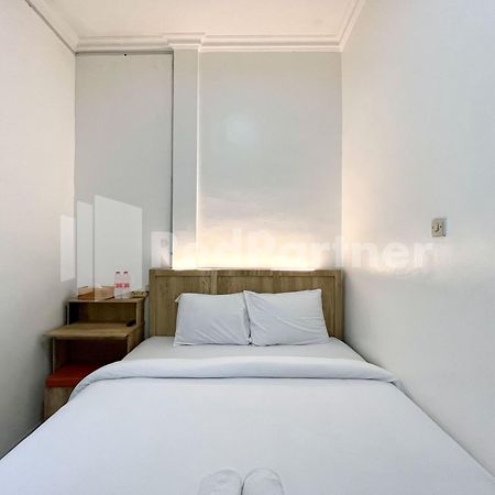 D Palma Near Lokananta Manahan Mitra Reddoorz Solo Extérieur photo