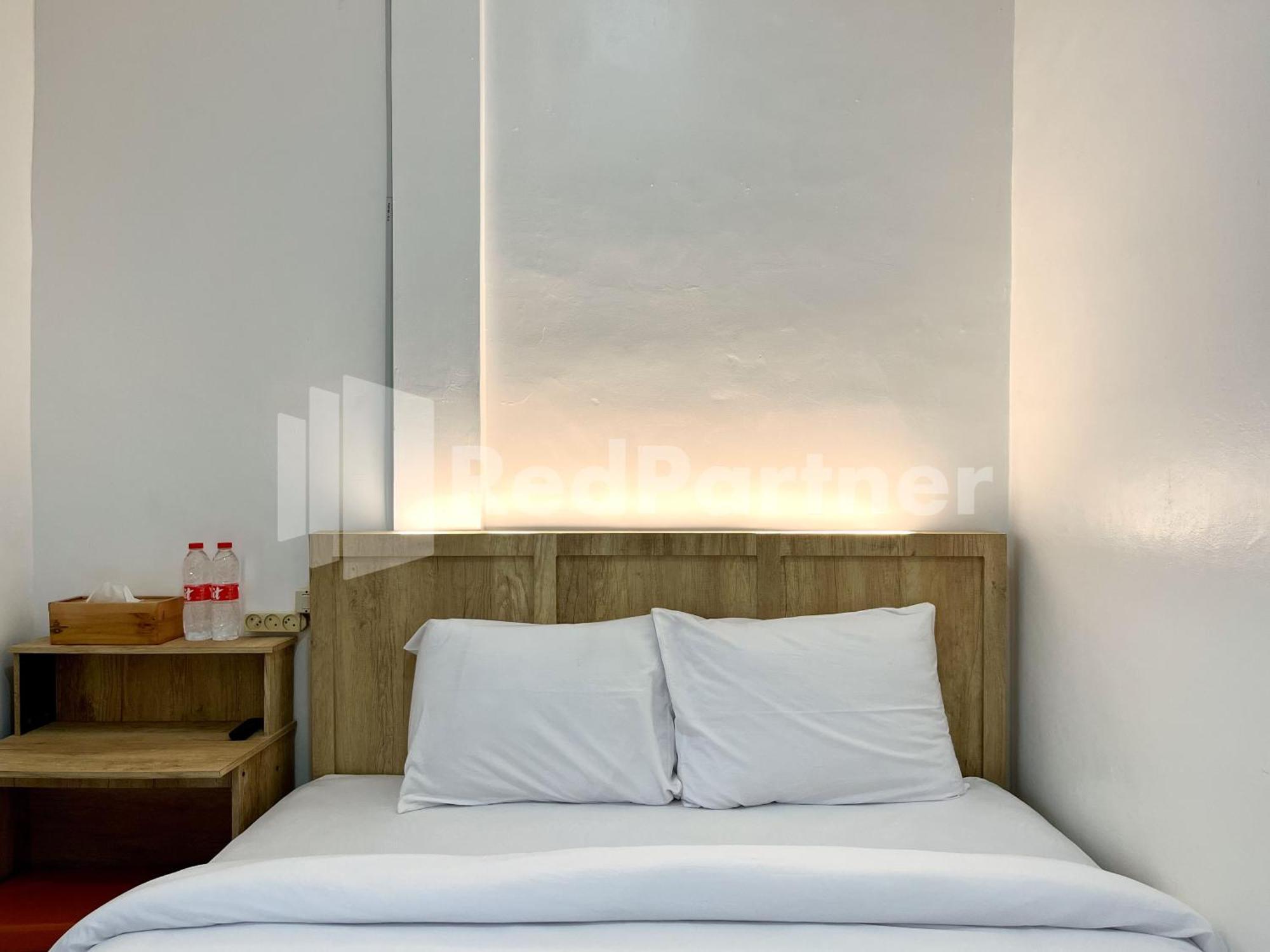 D Palma Near Lokananta Manahan Mitra Reddoorz Solo Extérieur photo
