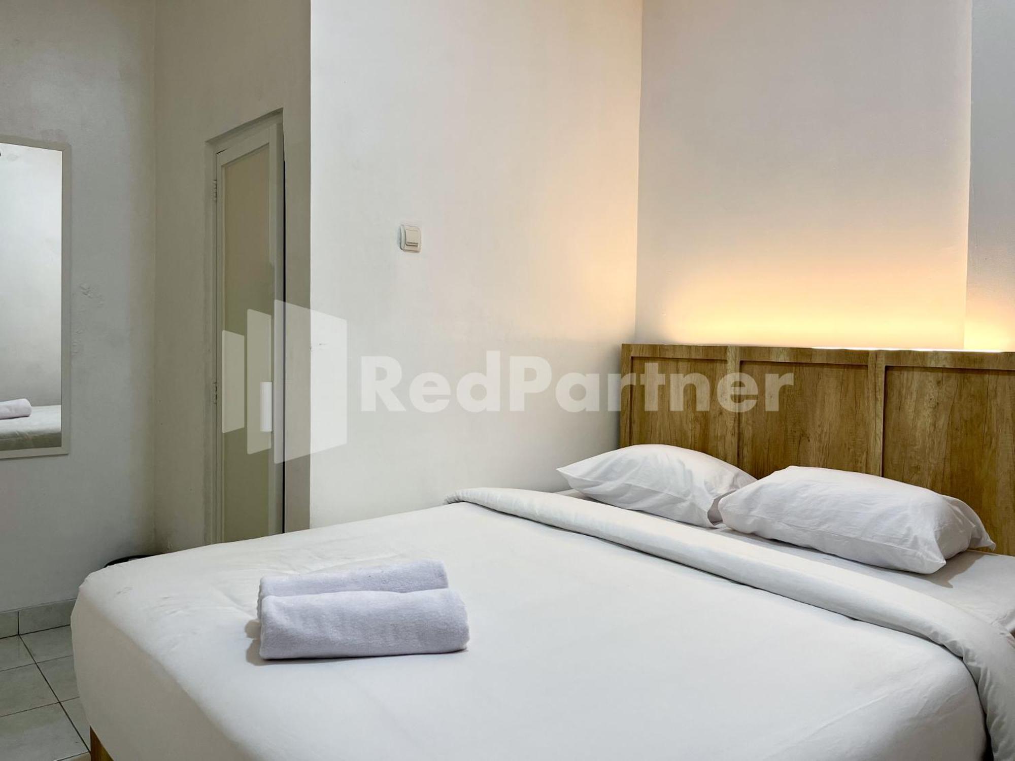 D Palma Near Lokananta Manahan Mitra Reddoorz Solo Extérieur photo
