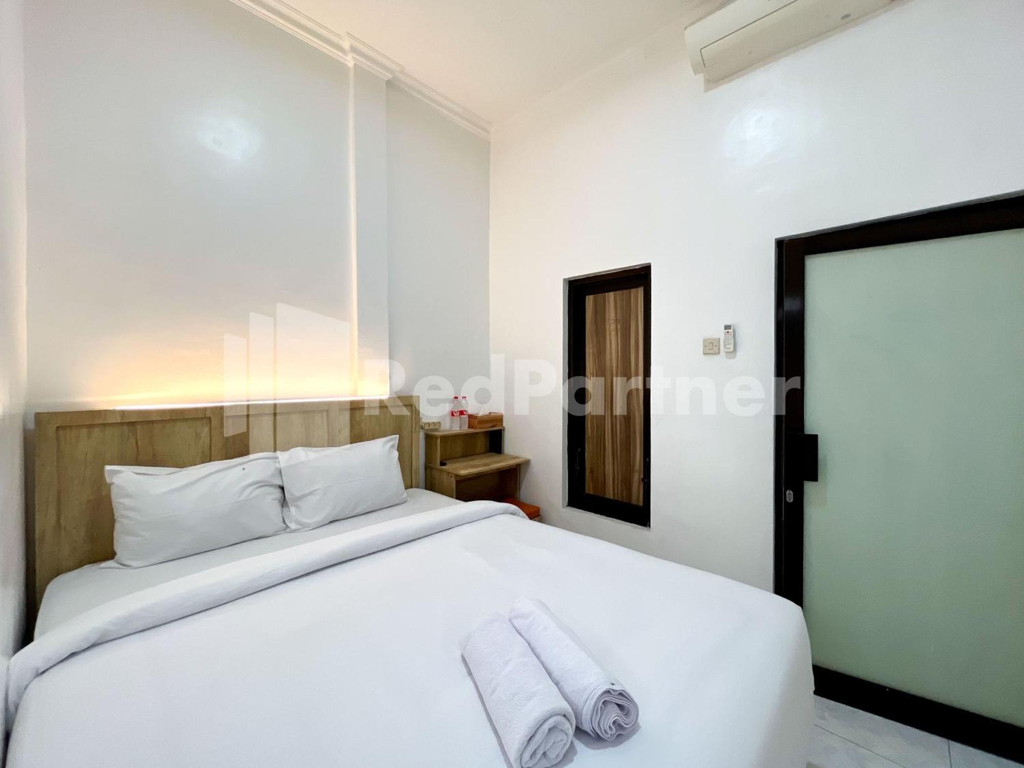 D Palma Near Lokananta Manahan Mitra Reddoorz Solo Extérieur photo