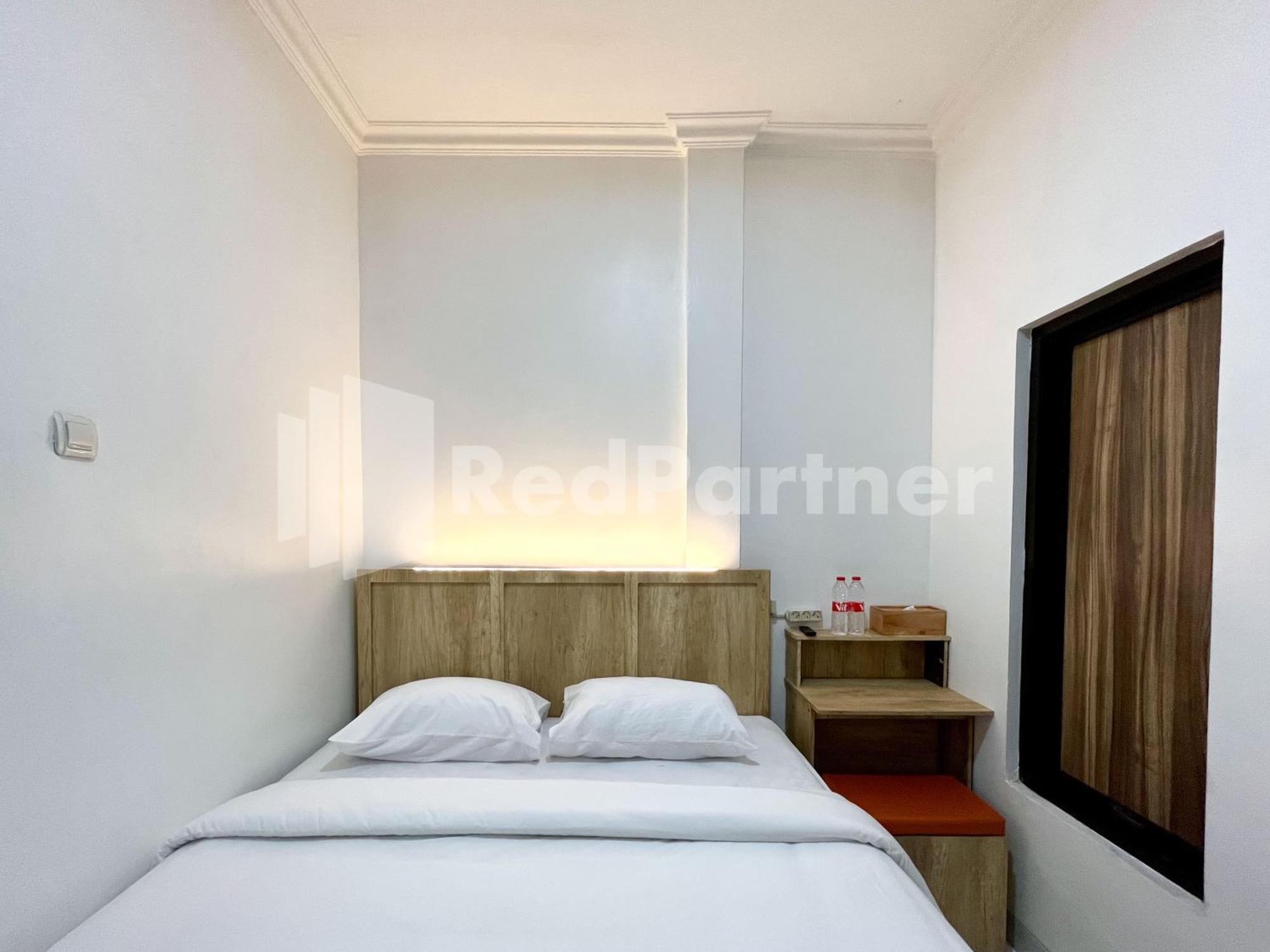 D Palma Near Lokananta Manahan Mitra Reddoorz Solo Extérieur photo
